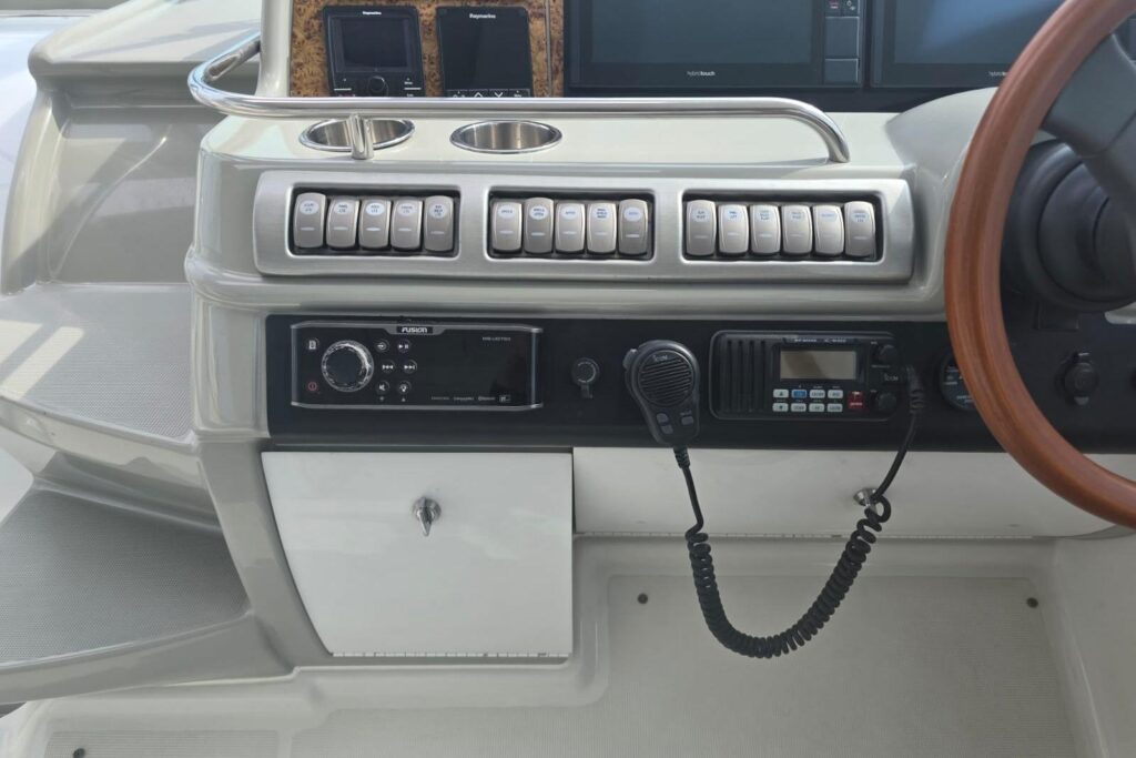 2011-formula-45-yacht-power-9841198-20251111234247069-2.jpg