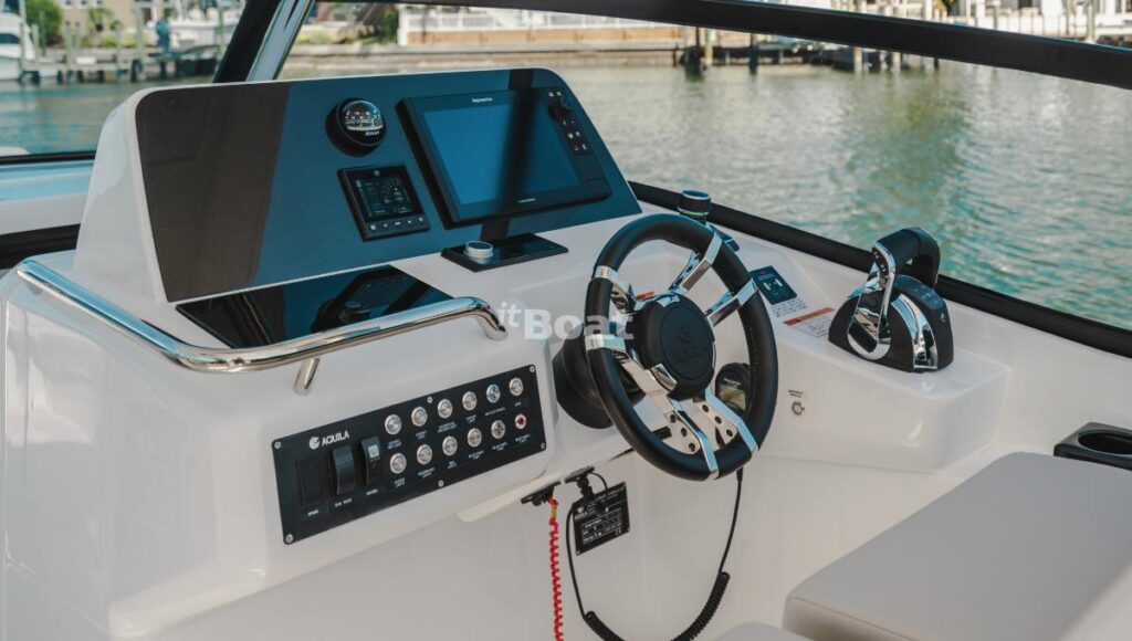 2022-aquila-32-sport-power-9648458-20250205233406499-1_XLARGE.jpg