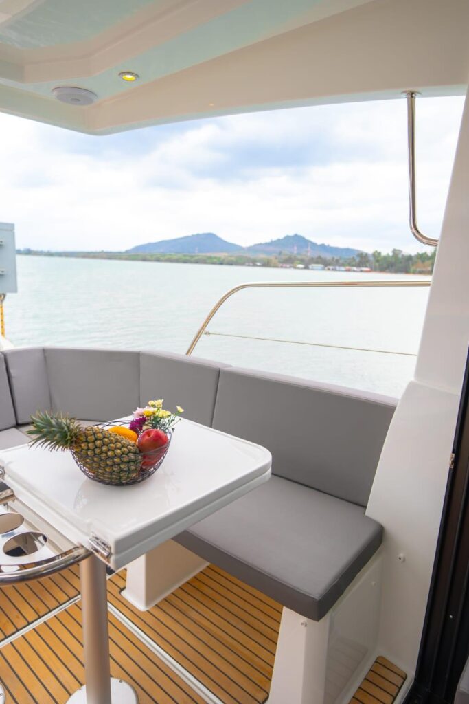 2025-beneteau-antares-11-fly-power-9648447-20250203200514824-1_XLARGE.jpg