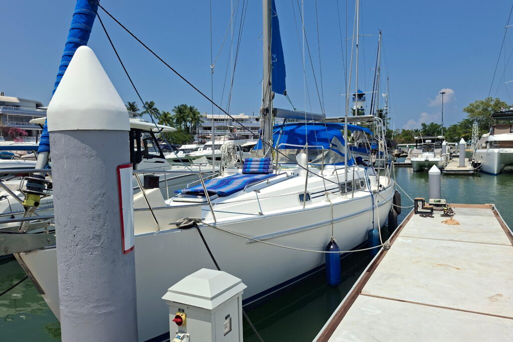 1999-beneteau-oceanis-40-cc-sail-10199126-20260528211547743-4.jpg